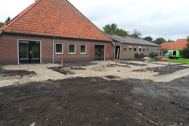 Tuinaanleg bij woonboerderij